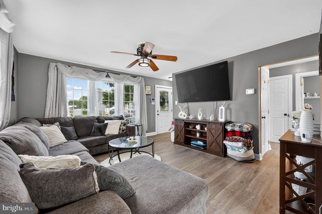 126 E LAFAYETTE AVE, Magnolia, NJ 08049