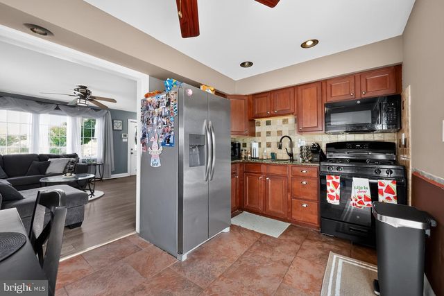 126 E LAFAYETTE AVE, Magnolia, NJ 08049