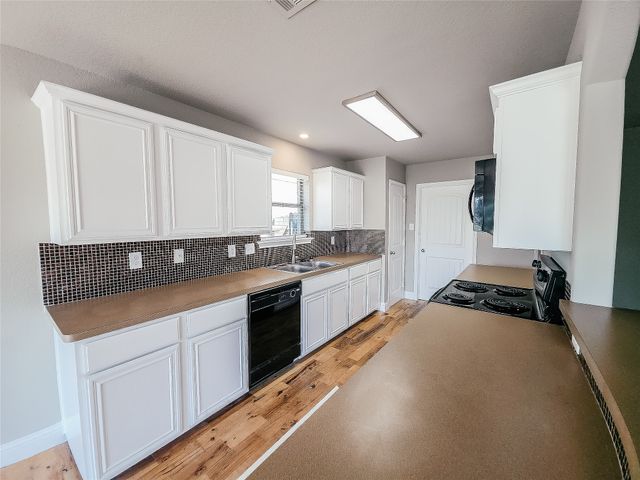10929 Hawks Landing Road, Fort Worth, TX 76052