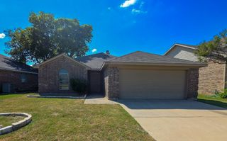 10929 Hawks Landing Road, Fort Worth, TX 76052