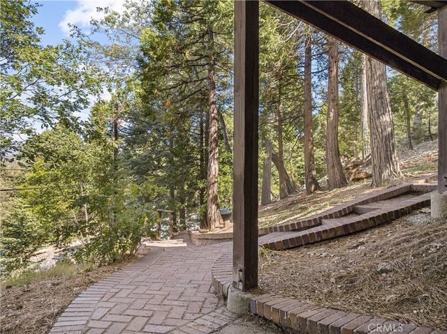 544 Old Toll, Lake Arrowhead, CA 92352