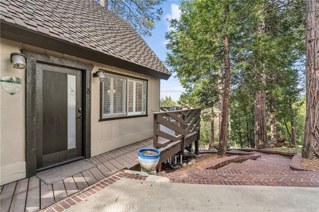 544 Old Toll, Lake Arrowhead, CA 92352