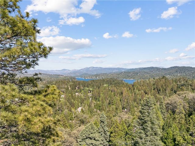 544 Old Toll, Lake Arrowhead, CA 92352