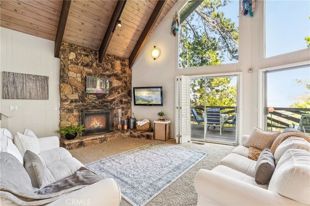 544 Old Toll, Lake Arrowhead, CA 92352