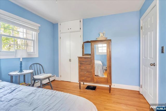 39 Post Brook Road, West Milford, NJ 07480