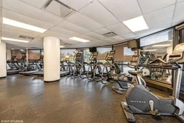 5415 N SHERIDAN Road 711, Chicago, IL 60640