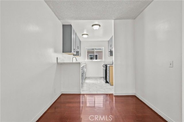 7137 Coldwater Canyon Avenue 10, North Hollywood (los Angeles), CA 91605