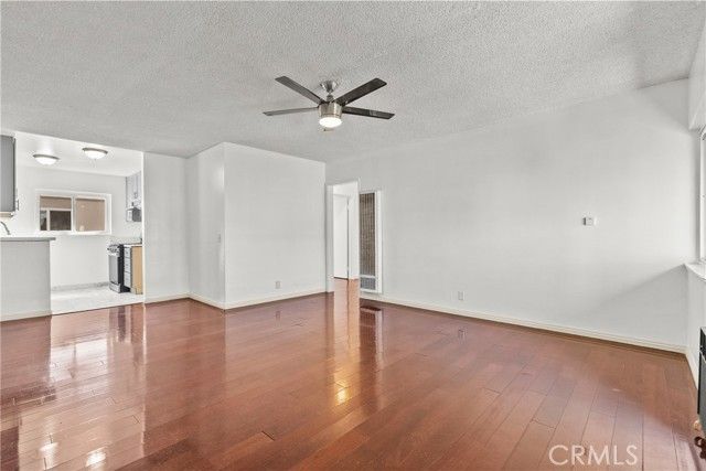 7137 Coldwater Canyon Avenue 10, North Hollywood (los Angeles), CA 91605