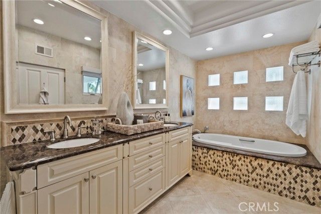 720 Manhattan Beach, Manhattan Beach, CA 90266