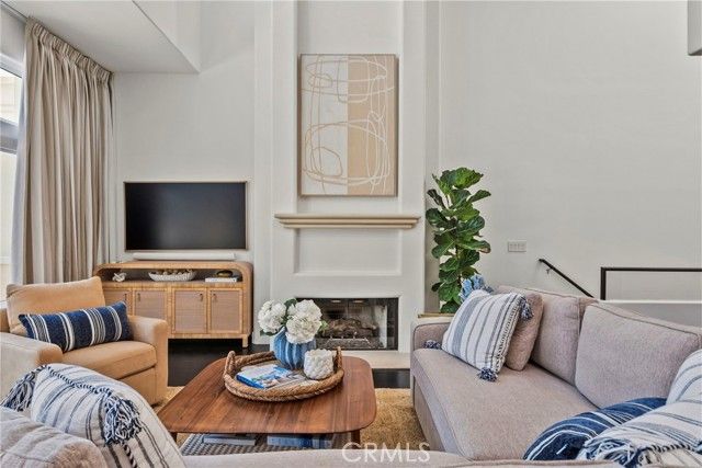 720 Manhattan Beach, Manhattan Beach, CA 90266