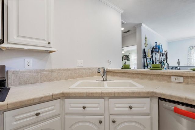 7641 SAILWINDS PASS, Port Richey, FL 34668