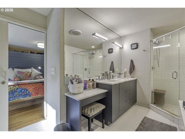 10980 Sw POLSKY Rd, Beaverton, OR 97005