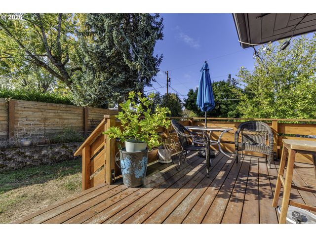 10980 Sw POLSKY Rd, Beaverton, OR 97005