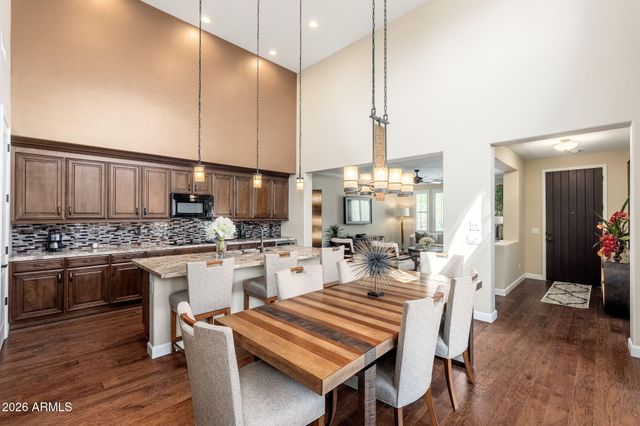 10052 E BELL Road, Scottsdale, AZ 85260