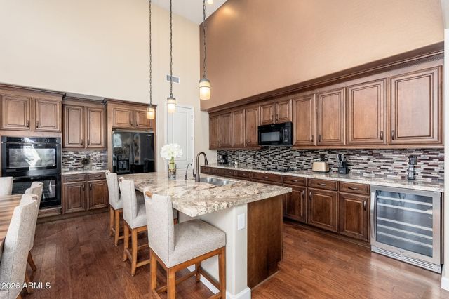 10052 E BELL Road, Scottsdale, AZ 85260