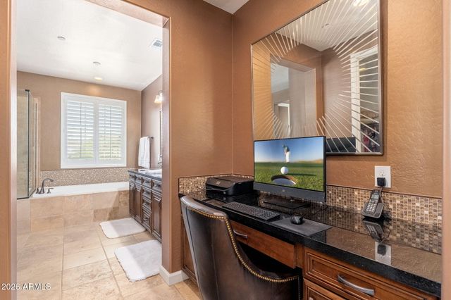 10052 E BELL Road, Scottsdale, AZ 85260