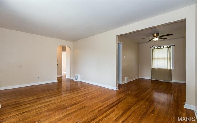 9440 Bagley Drive, St Louis, MO 63136