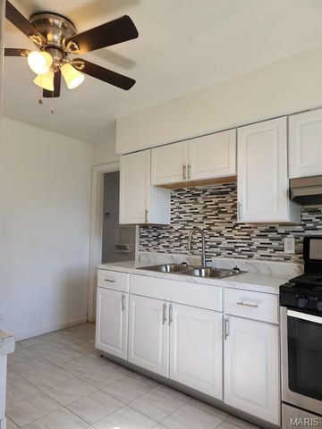 9440 Bagley Drive, St Louis, MO 63136