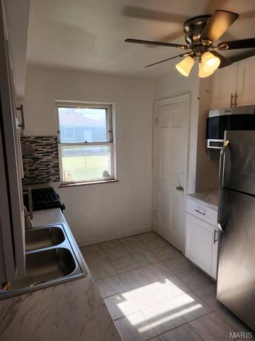 9440 Bagley Drive, St Louis, MO 63136