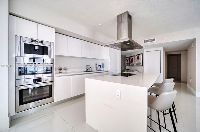 300 Sunny Isles Boulevard 4-1701, Sunny Isles Beach, FL 33160