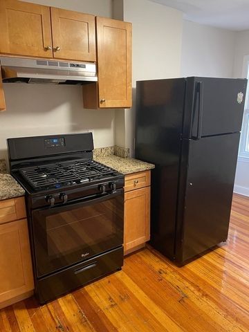 184 Walnut Ave 1, Boston, MA 02119