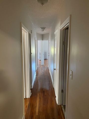 184 Walnut Ave 1, Boston, MA 02119