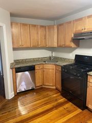 184 Walnut Ave 1, Boston, MA 02119