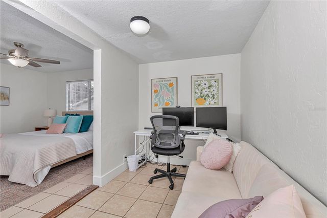 1302 SE SANCHEZ AVENUE, Ocala, FL 34471