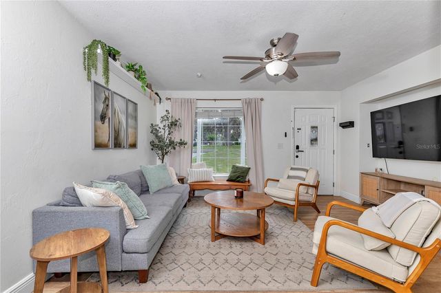 1302 SE SANCHEZ AVENUE, Ocala, FL 34471