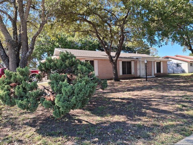 3601 Vinecrest, Kirby, TX 78219
