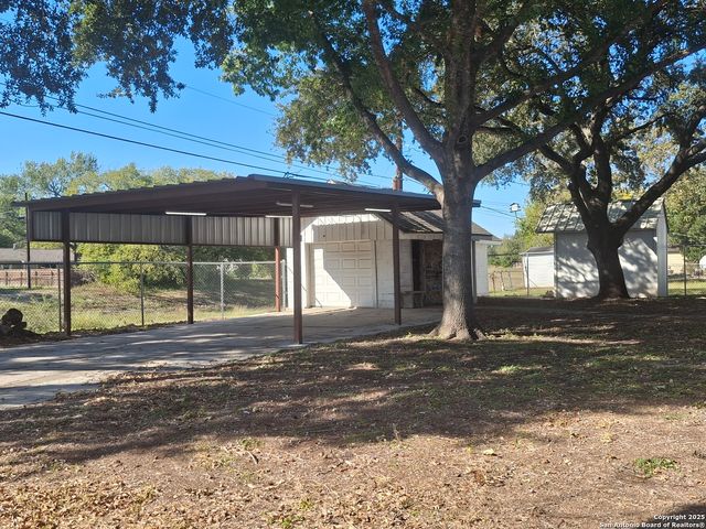 3601 Vinecrest, Kirby, TX 78219