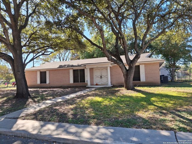 3601 Vinecrest, Kirby, TX 78219