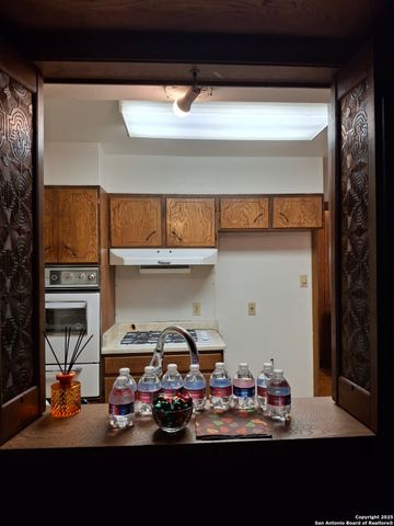 3601 Vinecrest, Kirby, TX 78219