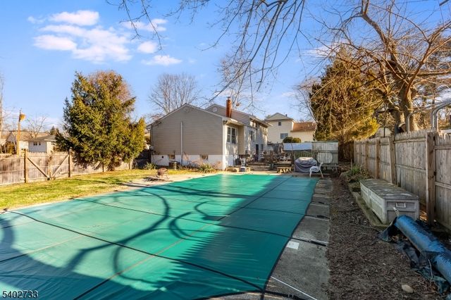 18 Stanford Pl, Wayne Twp., NJ 07470