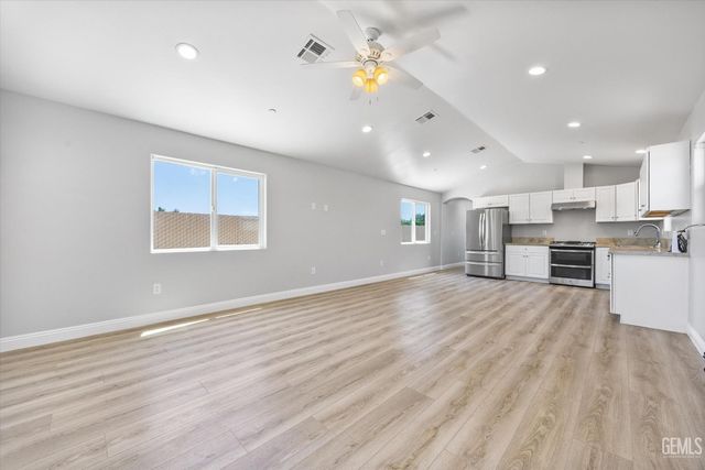 5441 Bussell Road, Bakersfield, CA 93314