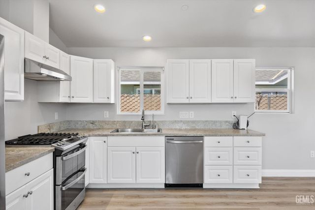 5441 Bussell Road, Bakersfield, CA 93314