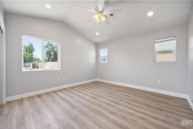 5441 Bussell Road, Bakersfield, CA 93314