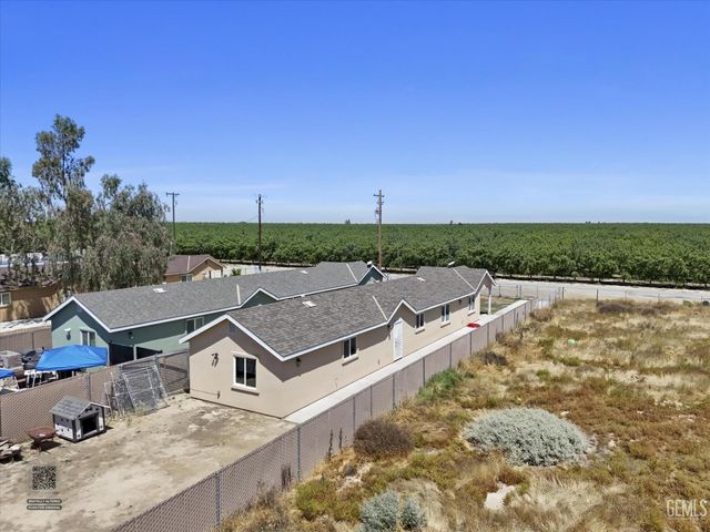 5441 Bussell Road, Bakersfield, CA 93314