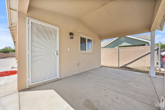 5441 Bussell Road, Bakersfield, CA 93314