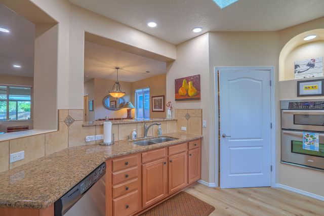 1078 Prairie Zinnia Drive, Bernalillo, NM 87004