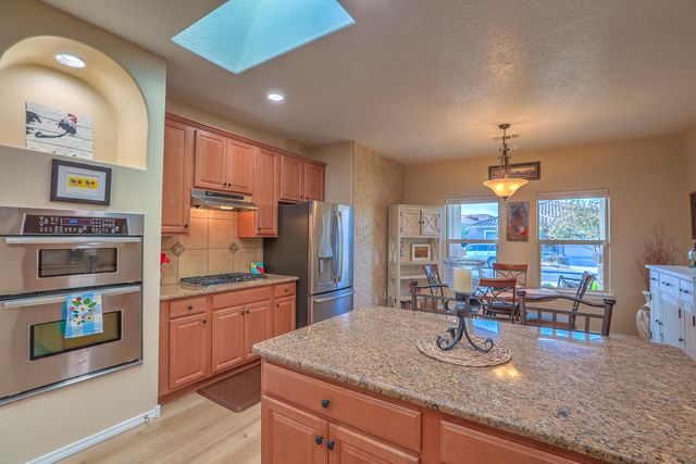1078 Prairie Zinnia Drive, Bernalillo, NM 87004