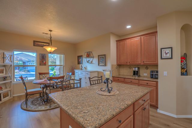 1078 Prairie Zinnia Drive, Bernalillo, NM 87004