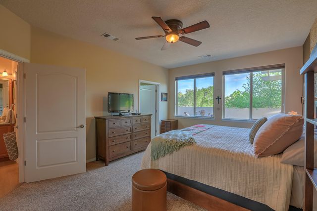 1078 Prairie Zinnia Drive, Bernalillo, NM 87004