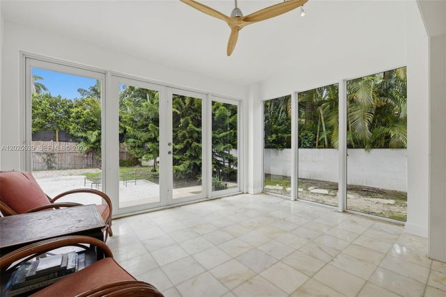 2535 Sunset Dr, Miami Beach, FL 33140
