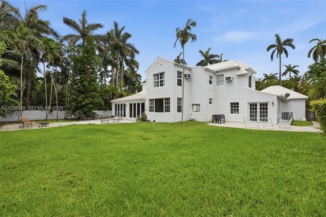 2535 Sunset Dr, Miami Beach, FL 33140