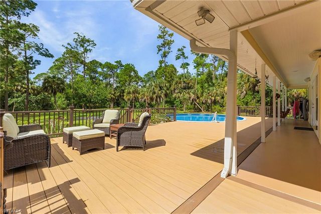 611 8th ST SE, Naples, FL 34117