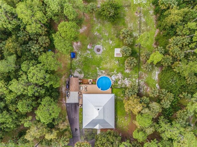 611 8th ST SE, Naples, FL 34117