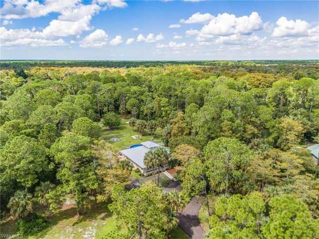 611 8th ST SE, Naples, FL 34117