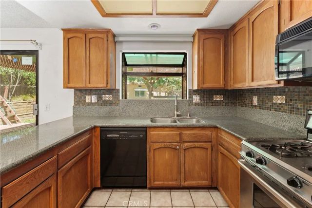 3330 Highcliff, Riverside, CA 92506