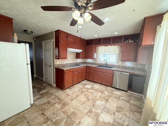 1640 N Park Avenue, Fremont, NE 68025